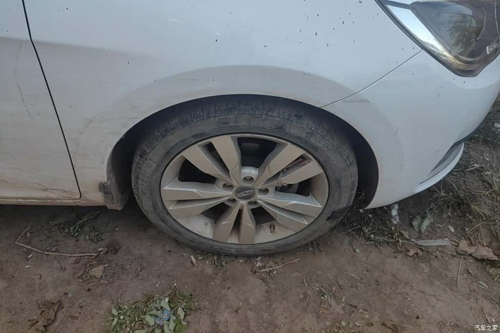 Chery 5, 2016 6