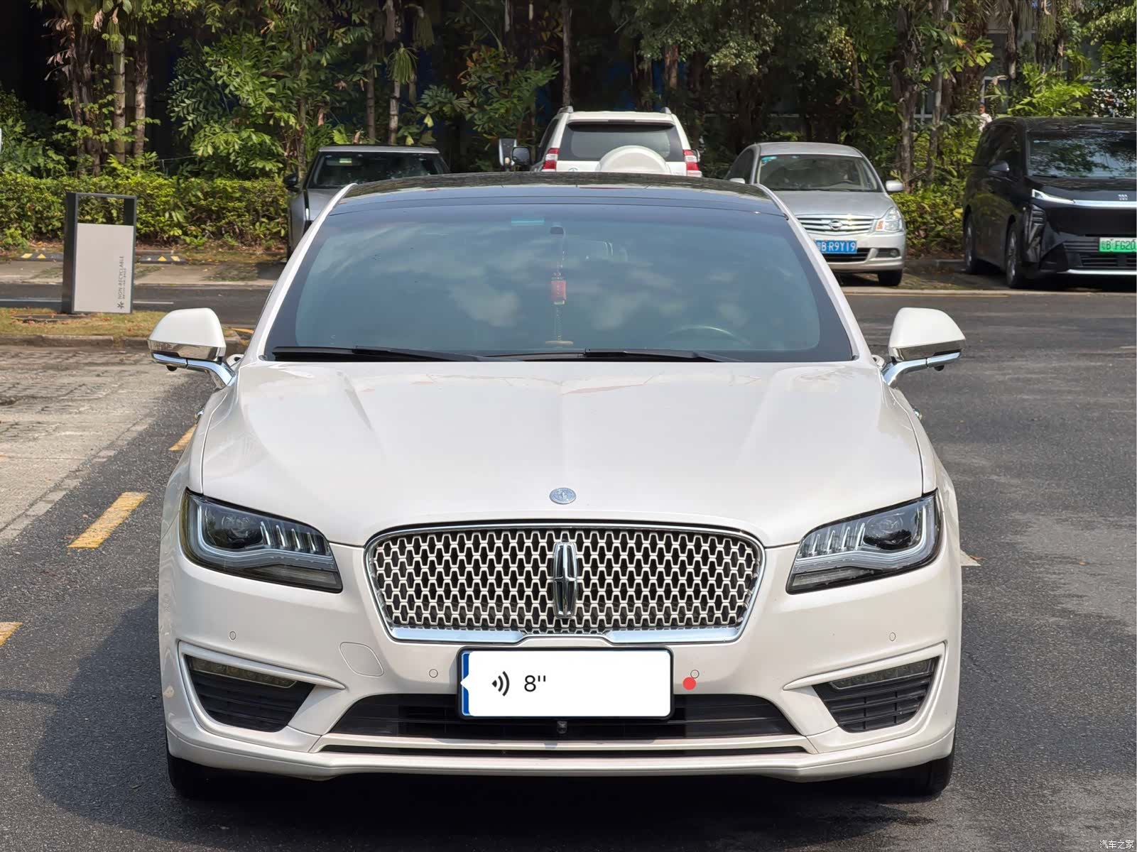 Lincoln MKZ, 2021 2