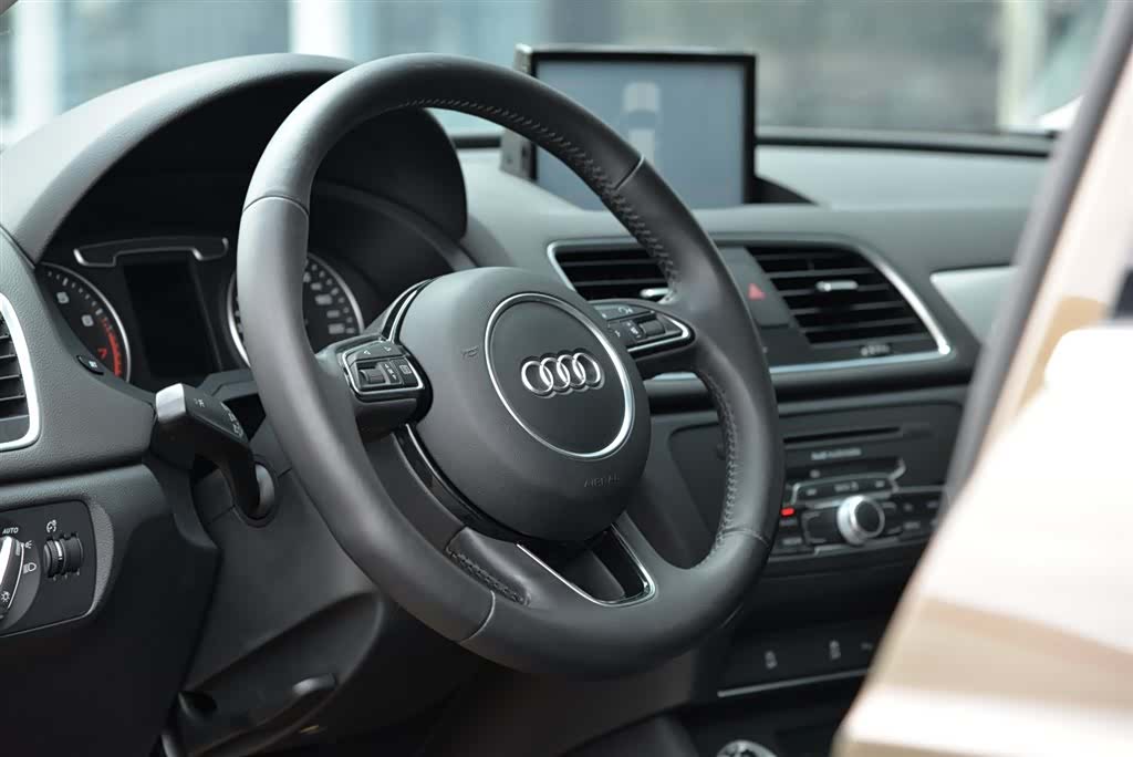 Audi Q3, 2015 6