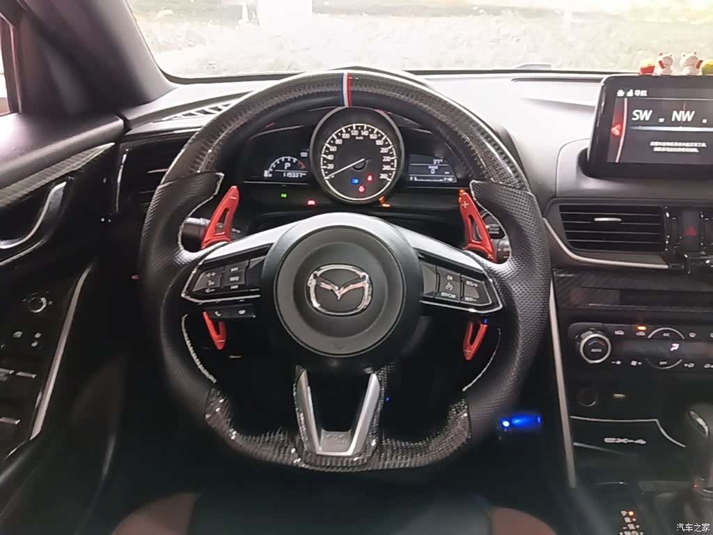 Mazda CX-4, 2019 11