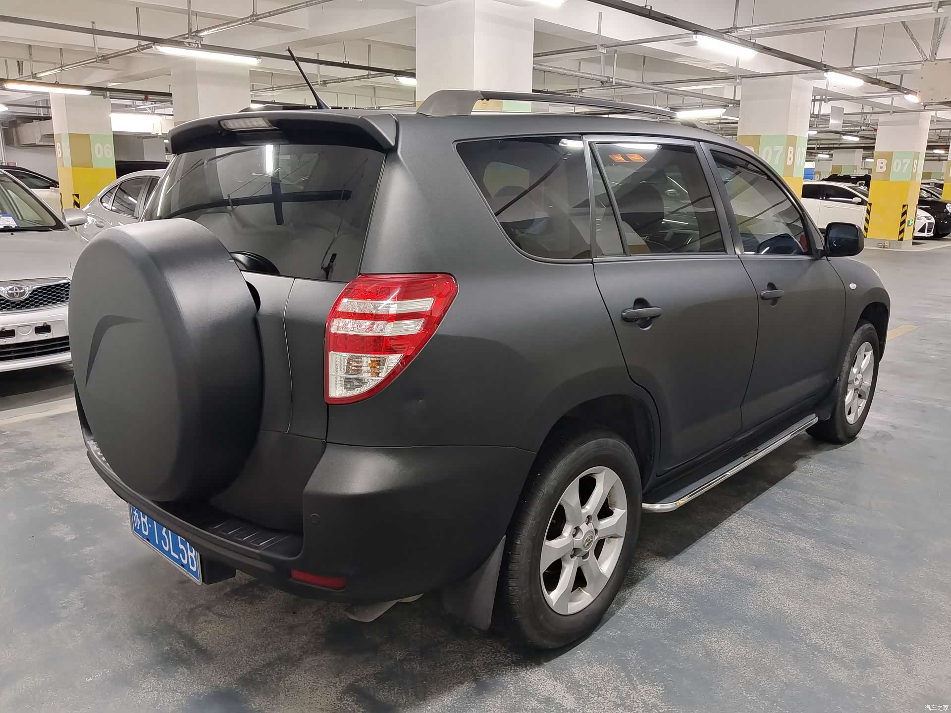 Toyota RAV4, 2011 6