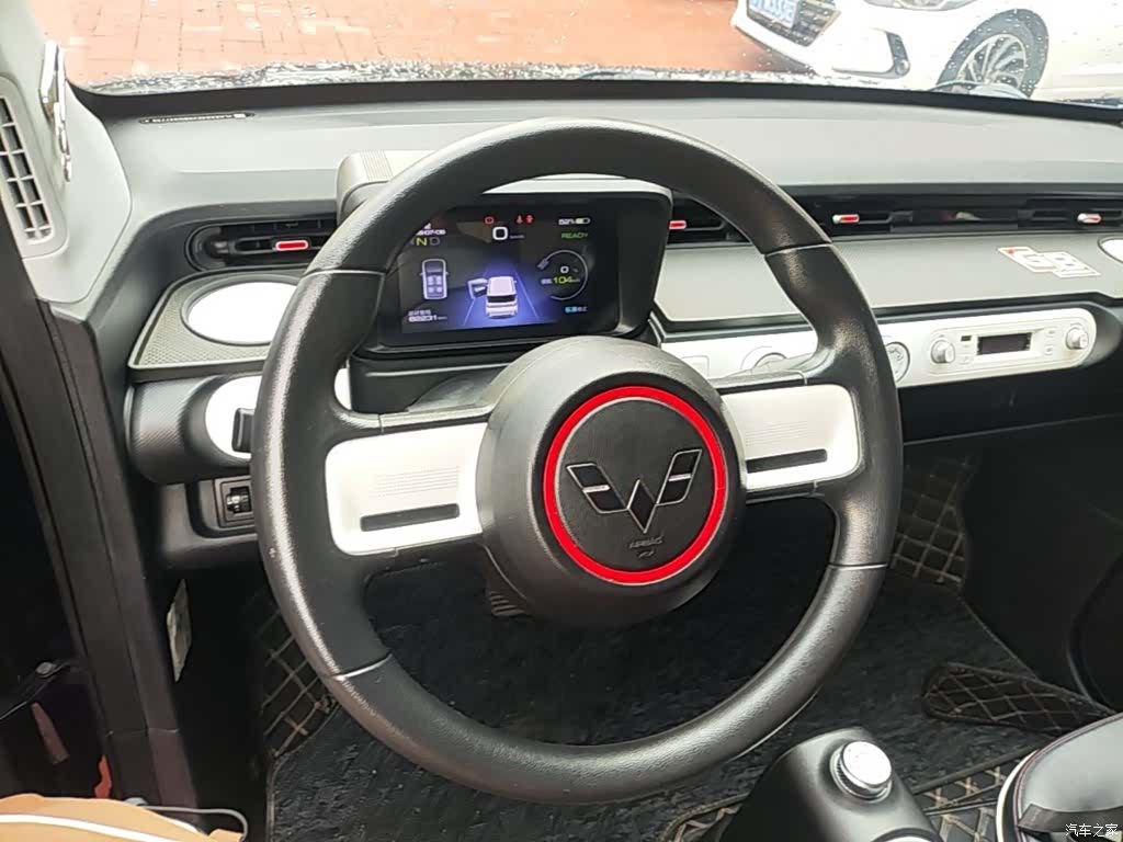 Wuling MINIEV, 2022 11