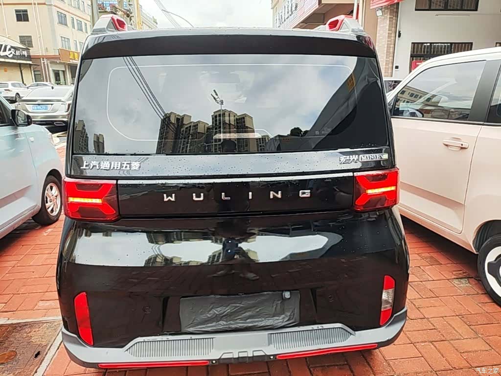 Wuling MINIEV, 2022 6