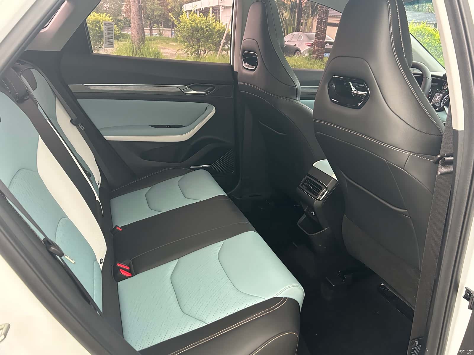 Geely Emgrand, 2024 11