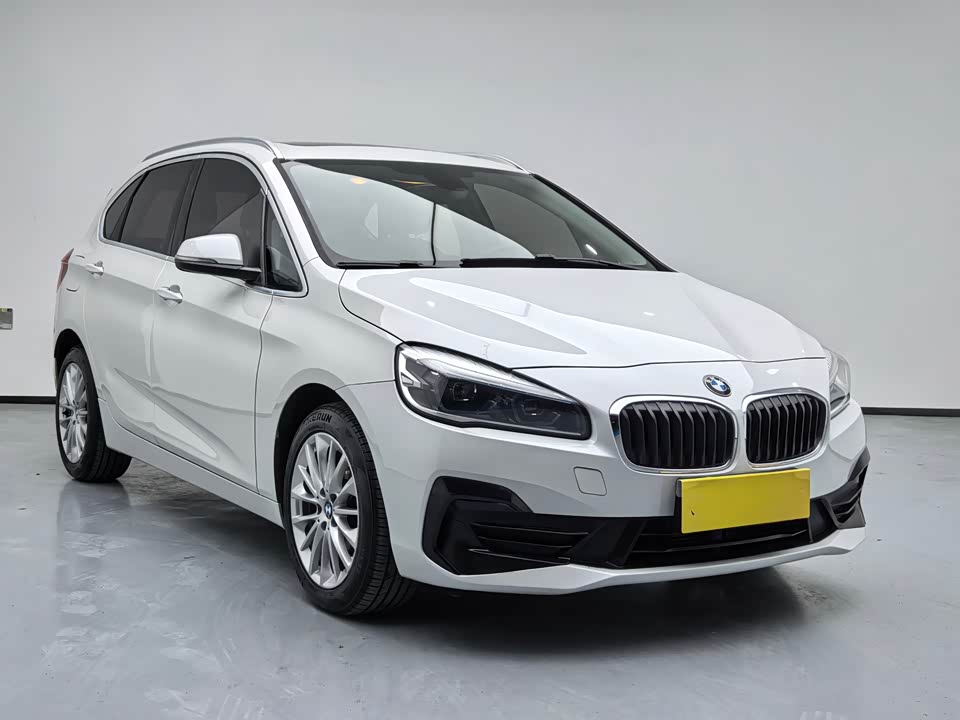 BMW 2 series station wagon