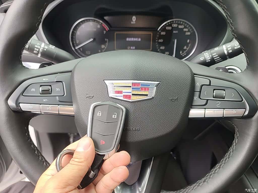 Cadillac XT4, 2021 9