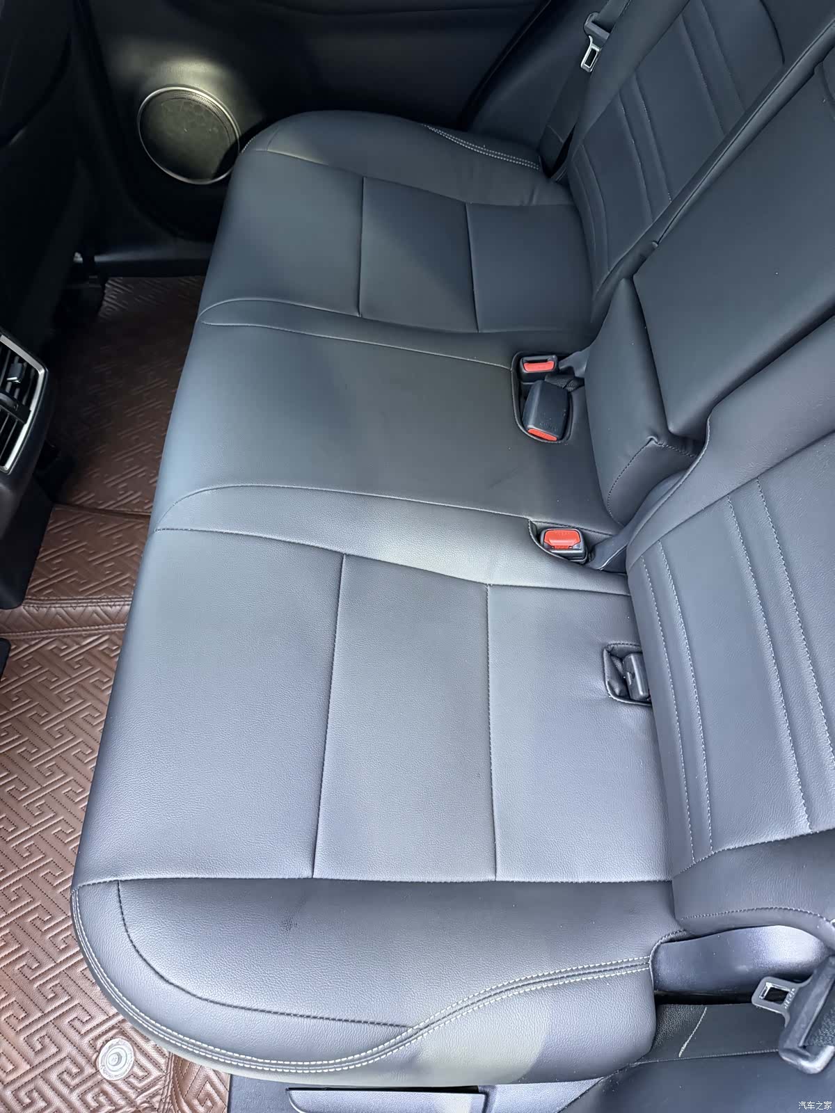 Lexus NX, 2019 20