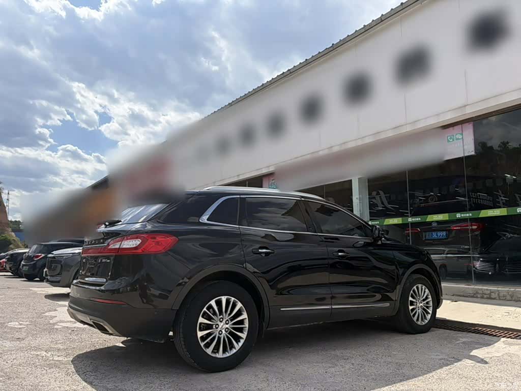 Lincoln MKX, 2018 10
