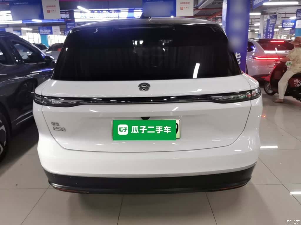NIO ES8, 2023 6