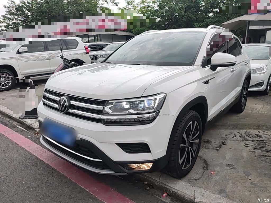Volkswagen Tharu