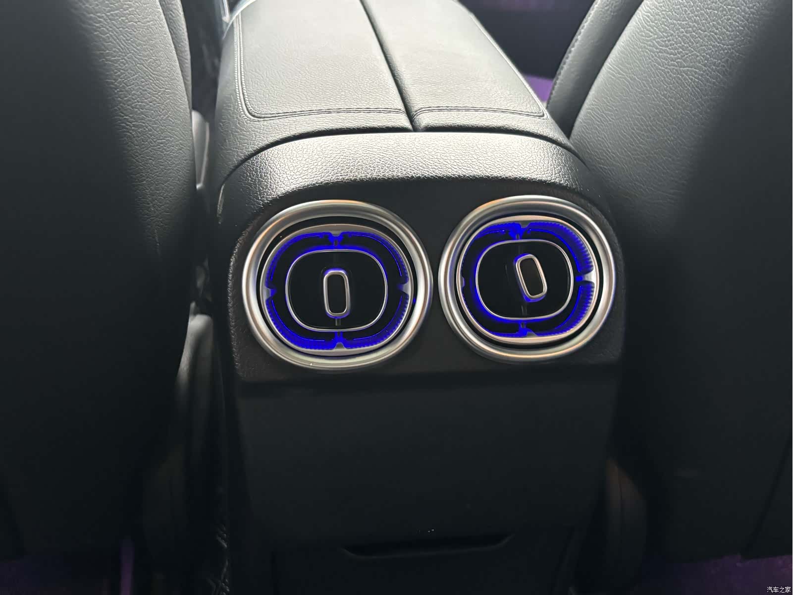 Mercedes-Benz C-Class, 2022 8