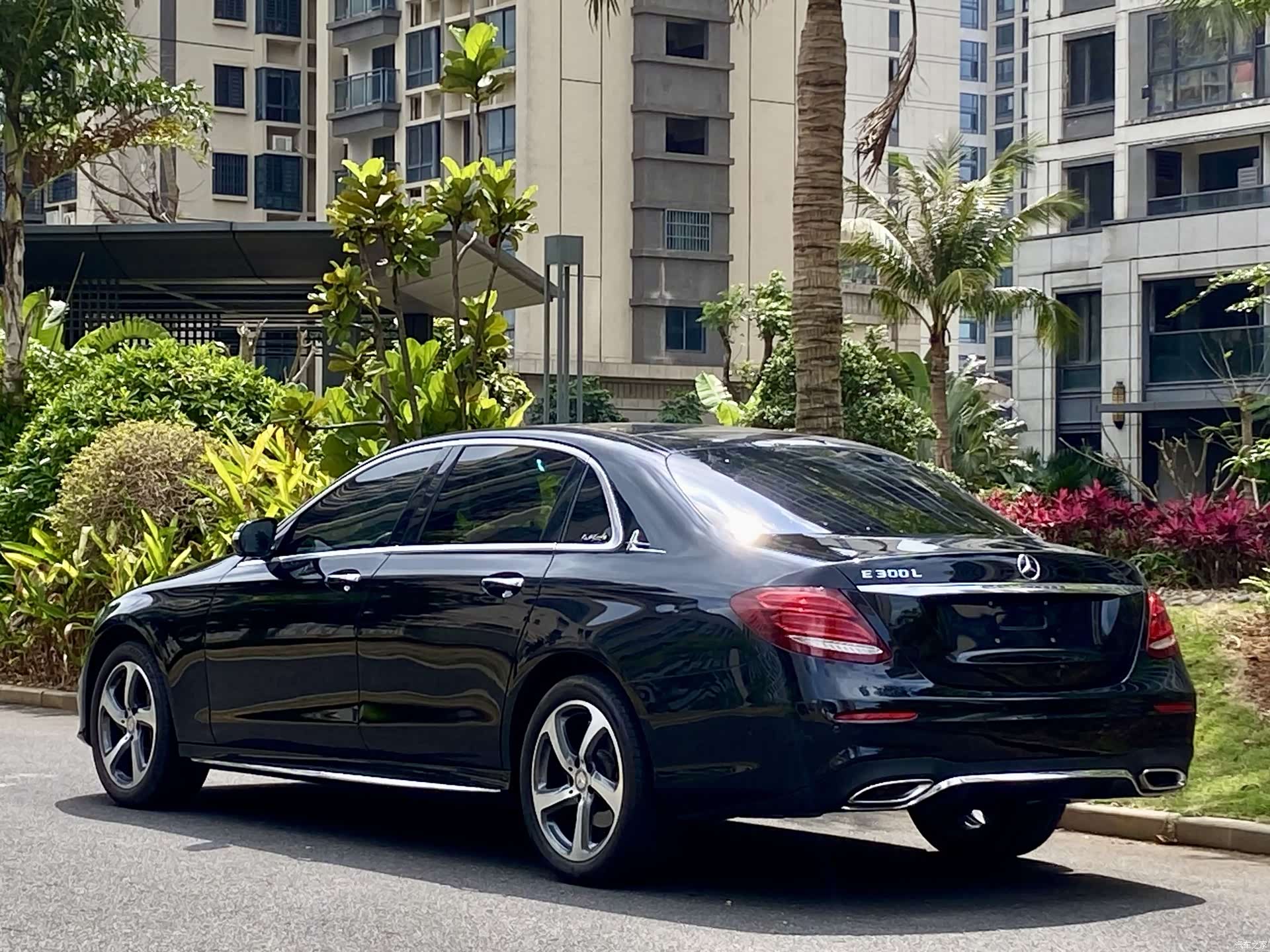 Mercedes-Benz E-Class, 2017 16