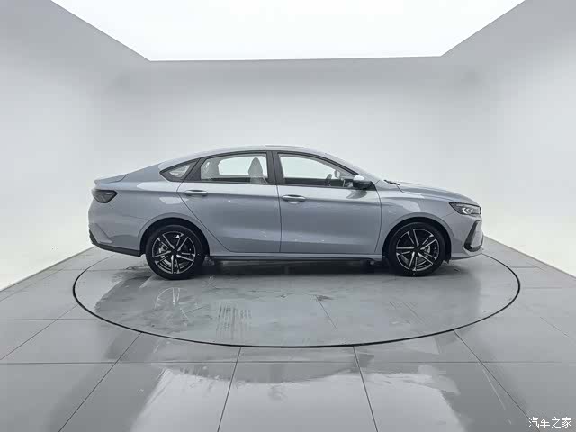 Geely Binray, 2026 7