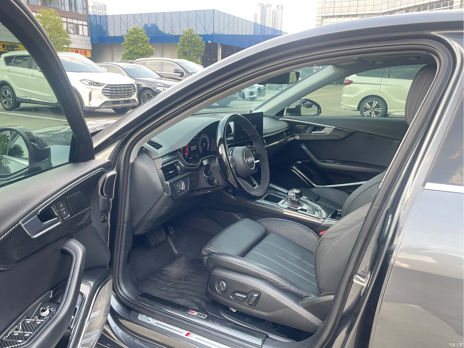 Audi A4L, 2020 7