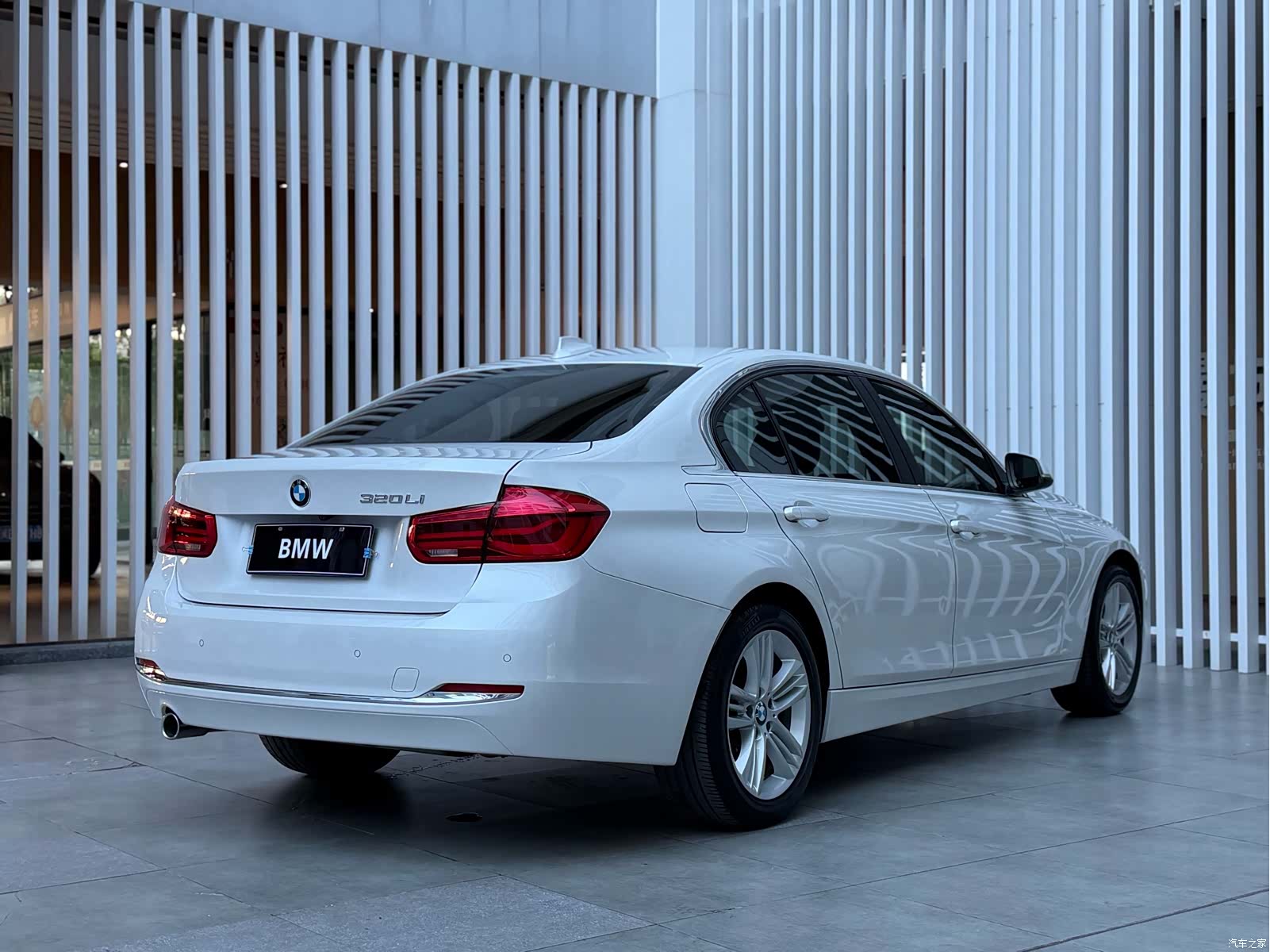 BMW 3 Series, 2016 10