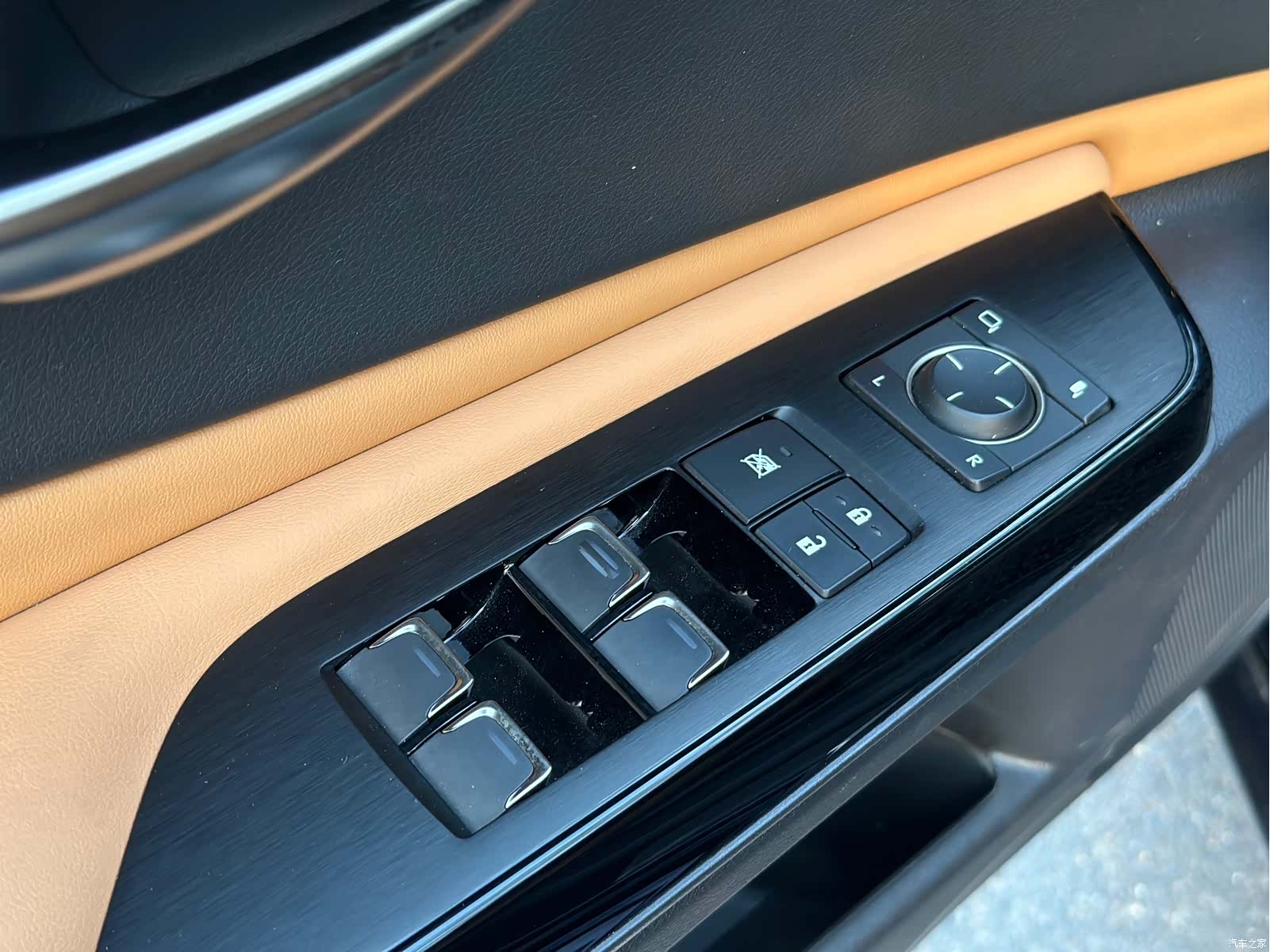 Lexus ES, 2024 15