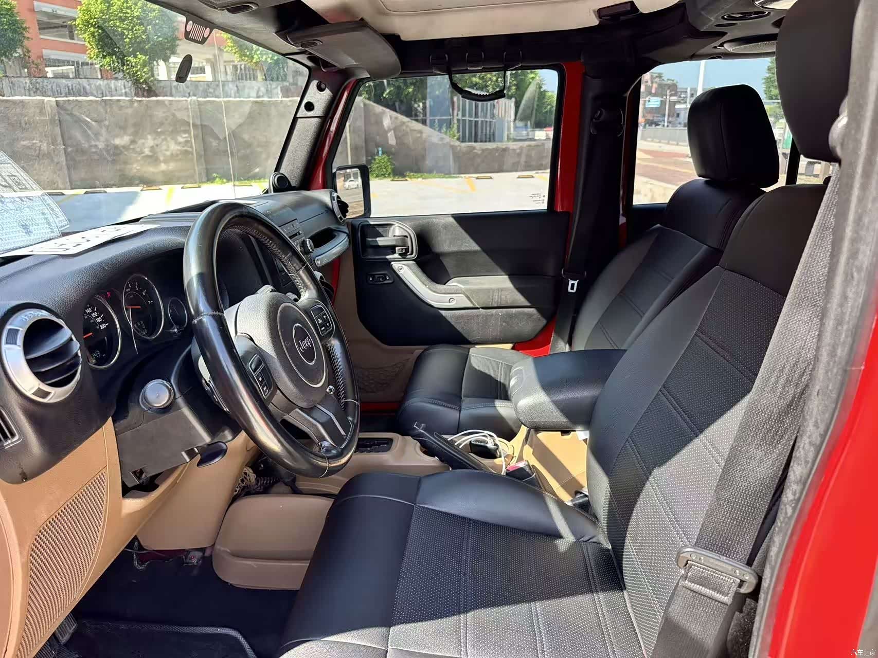 Jeep Wrangler, 2012 6