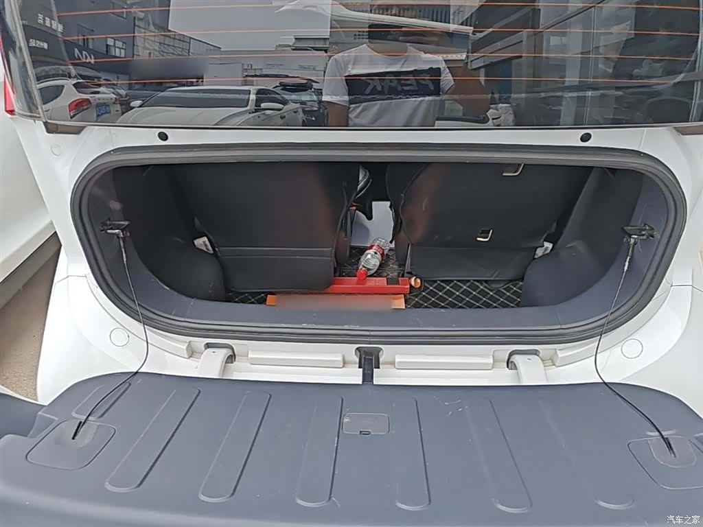 Wuling NanoEV, 2022 19