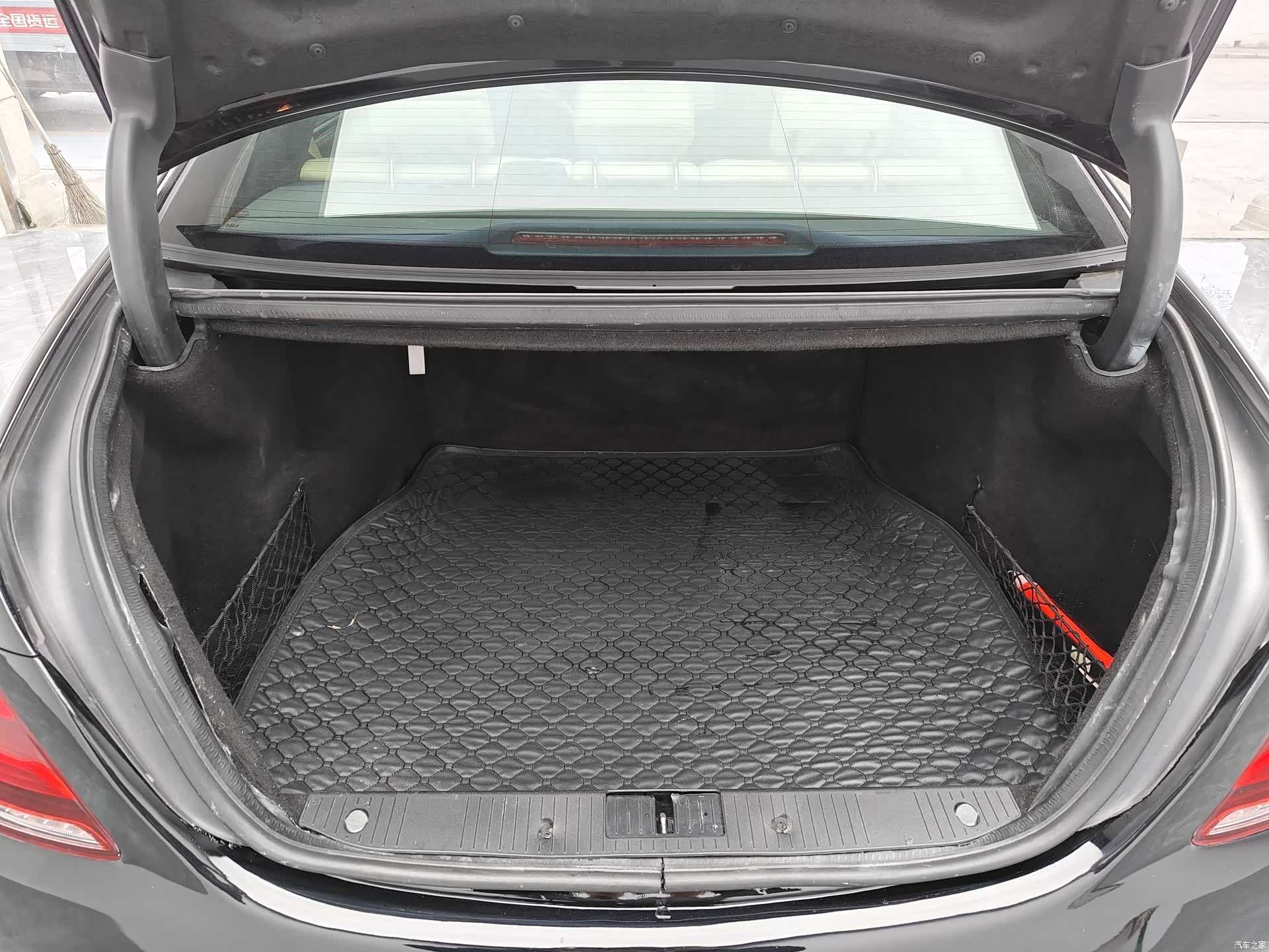 Mercedes-Benz S-Class, 2011 7