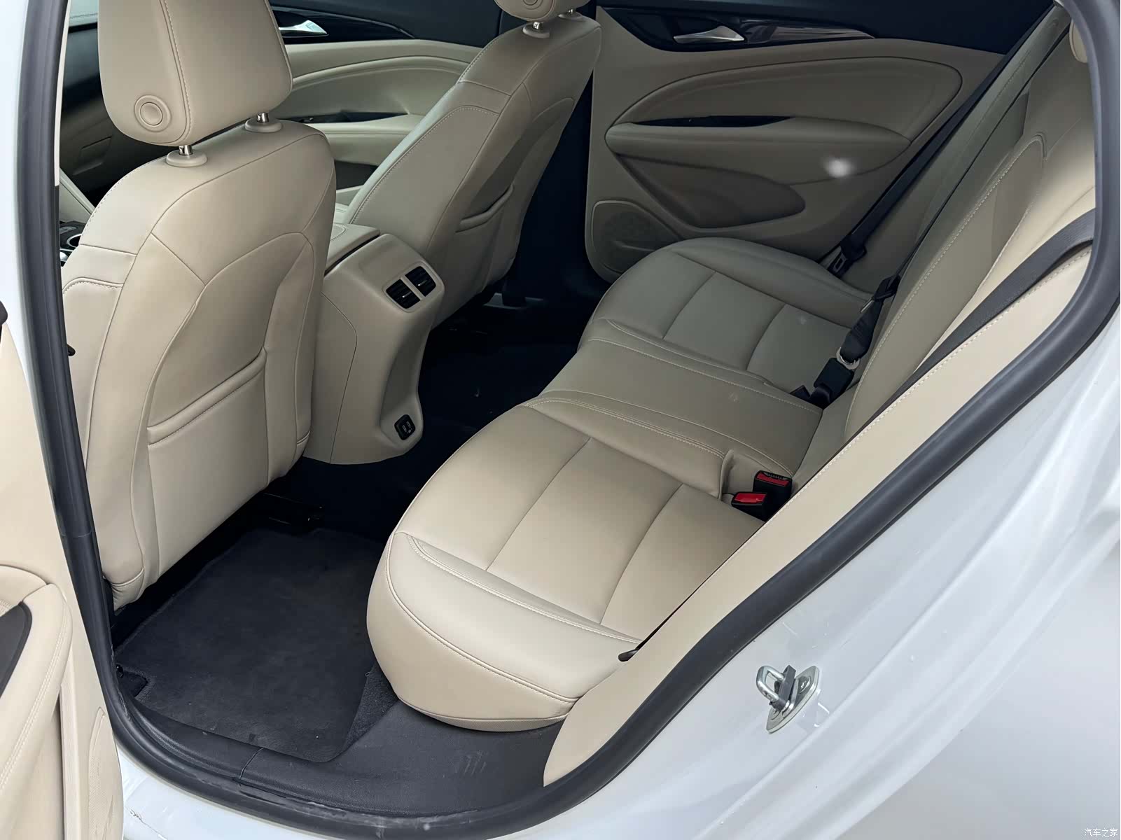 Buick Regal, 2021 7