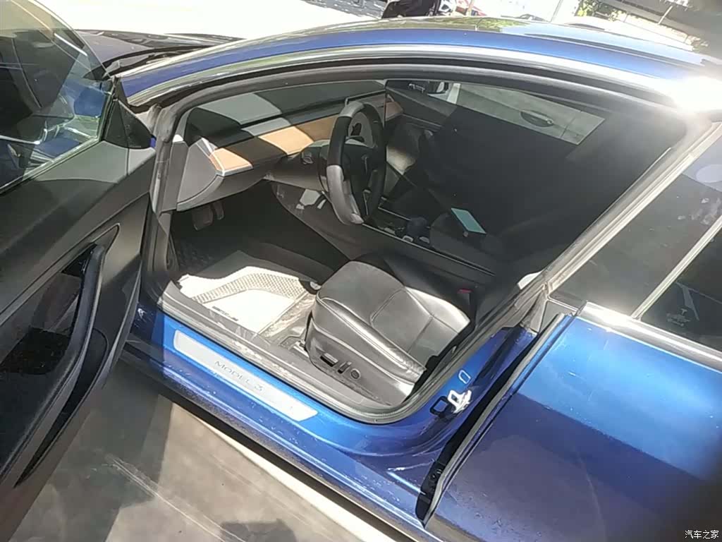 Tesla Model 3, 2020 16