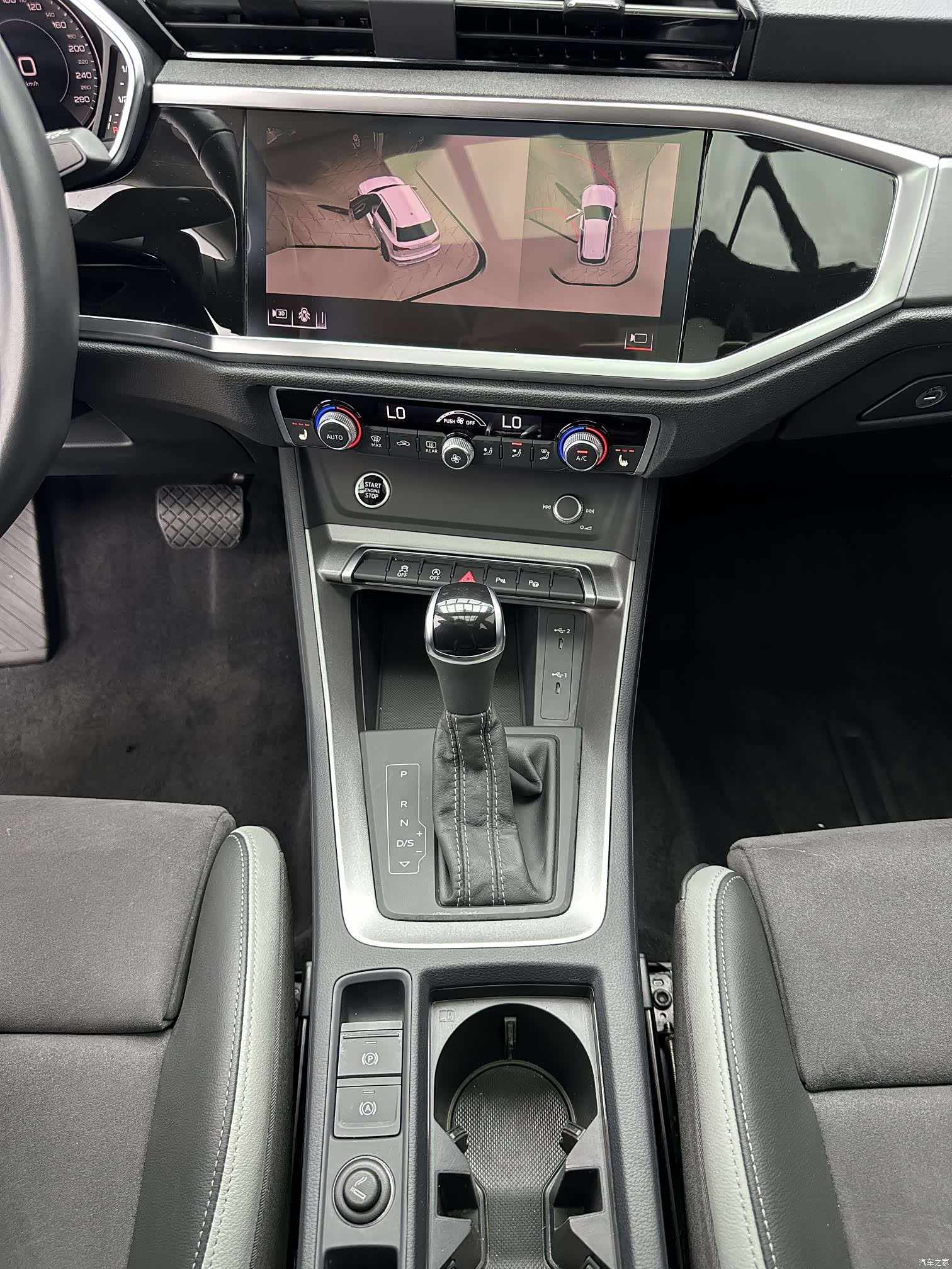 Audi Q3, 2023 15
