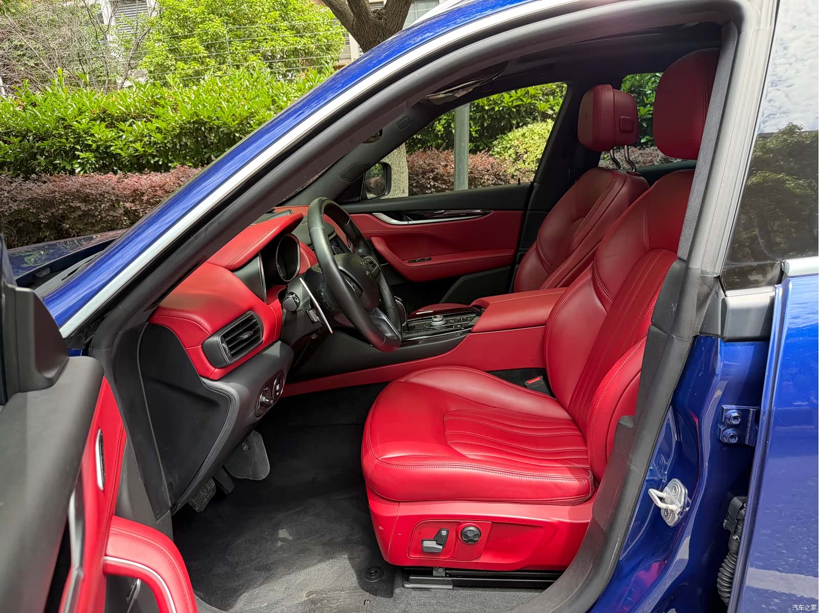 Maserati Levante, 2018 6