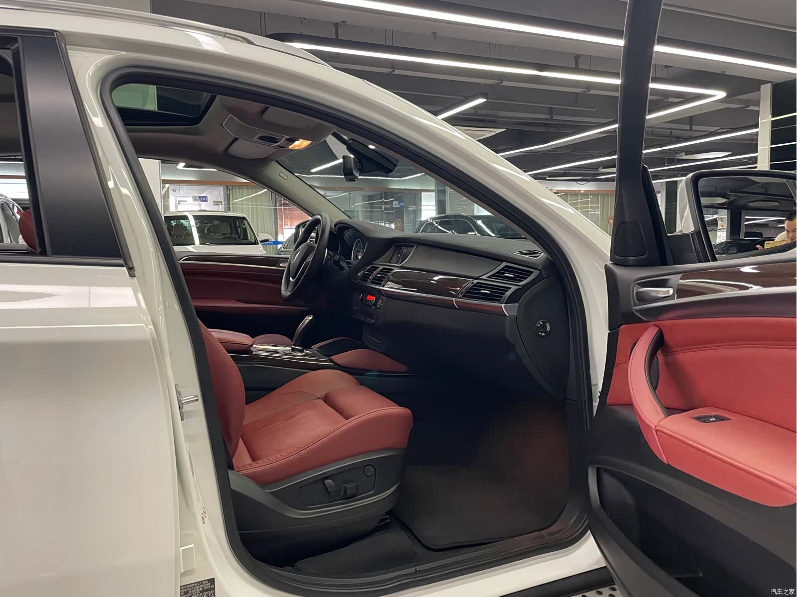 BMW X6, 2013 8