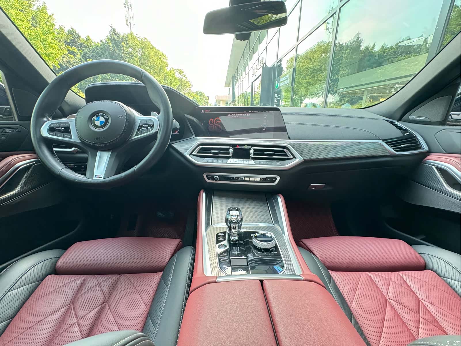 BMW X6, 2024 11