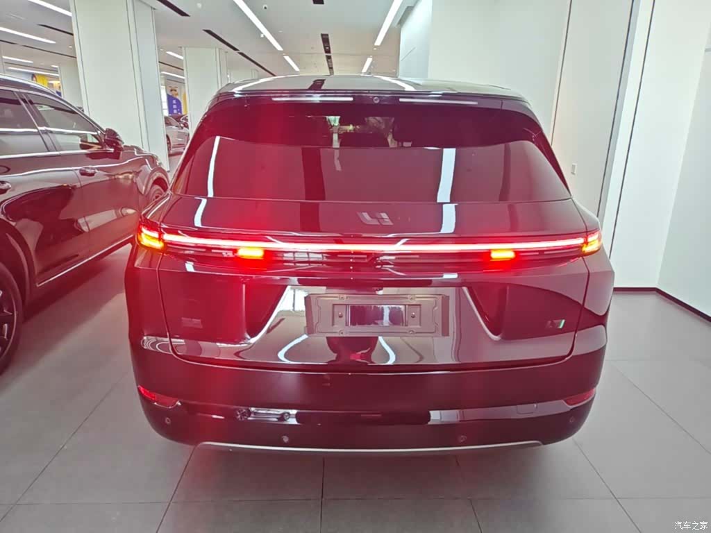 Li Auto L7, 2024 6