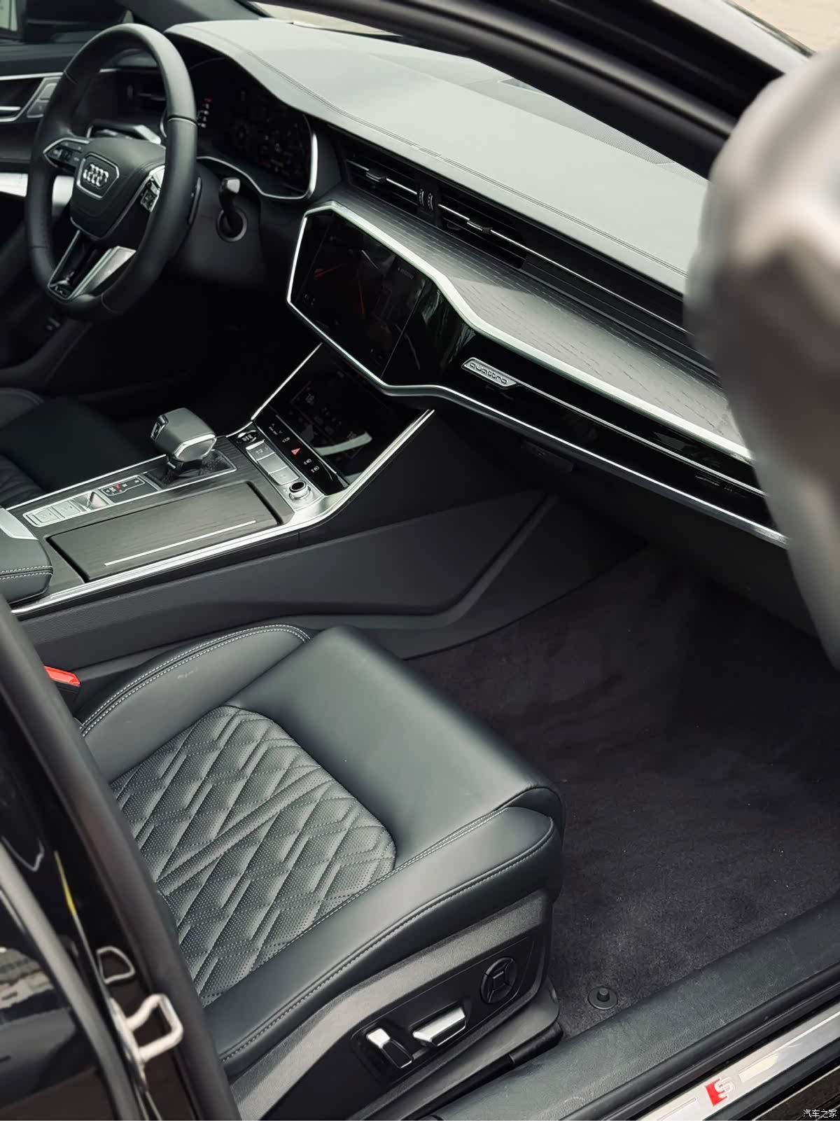 Audi A6L, 2026 3