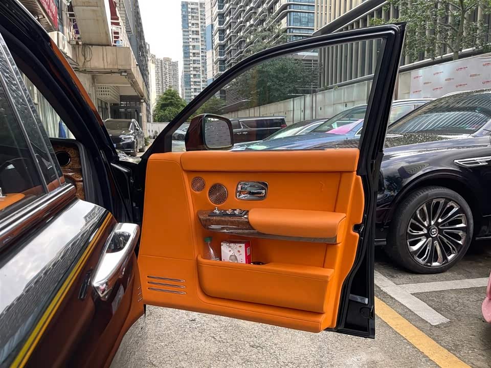 Rolls-Royce Phantom