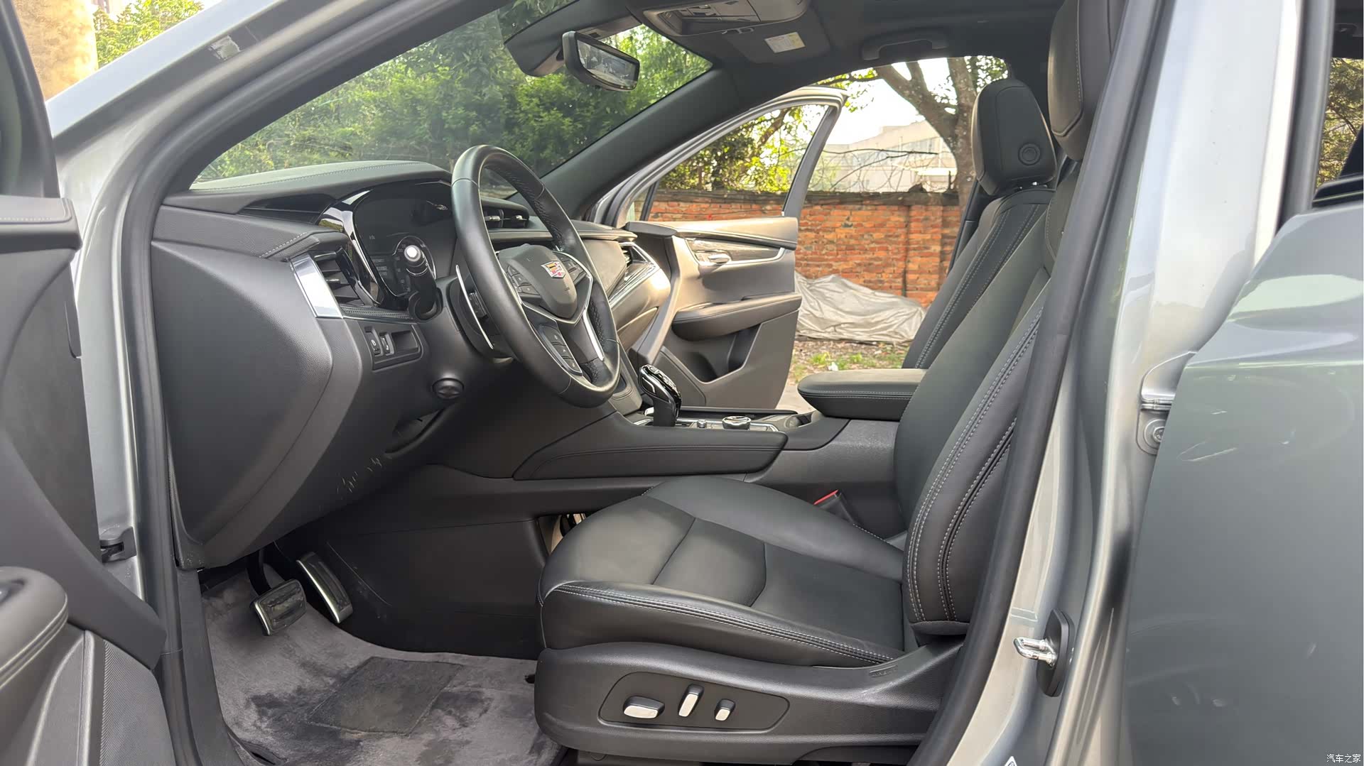 Cadillac XT5, 2023 4