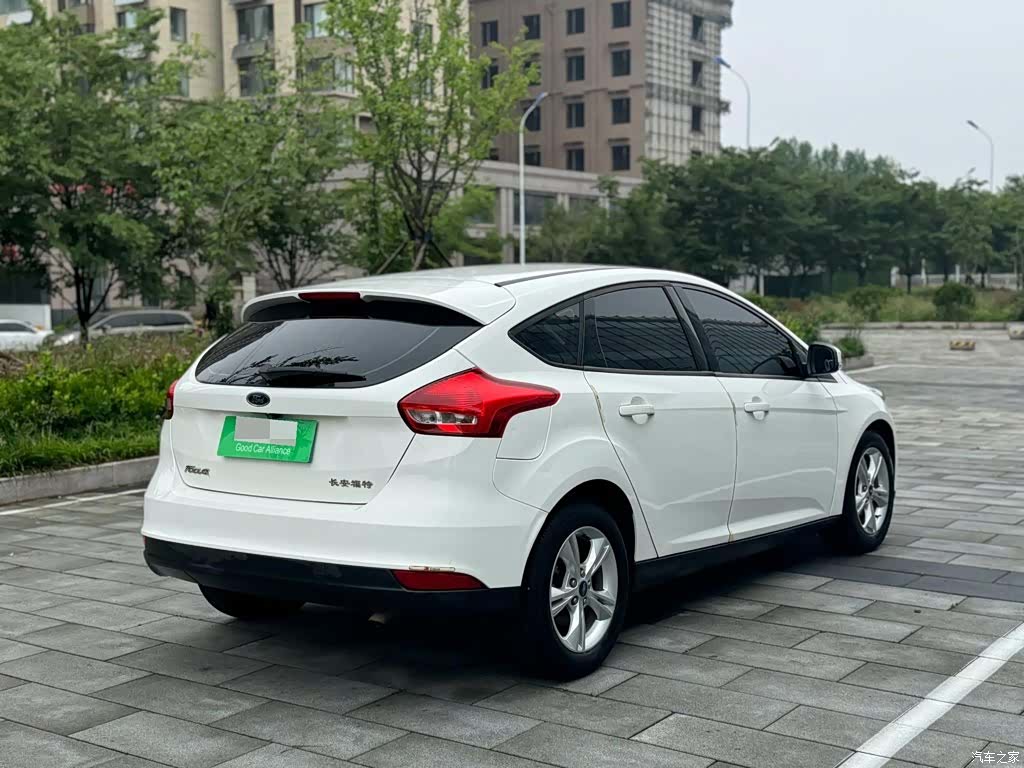 Ford Focus, 2019 4