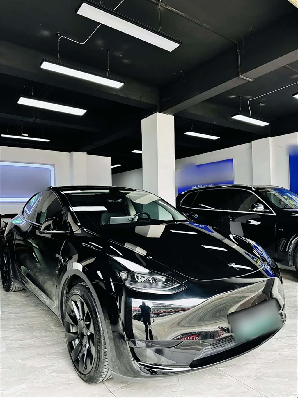 Tesla Model Y, 2022 10
