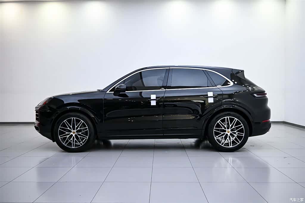 Porsche Cayenne, 2024 все фото