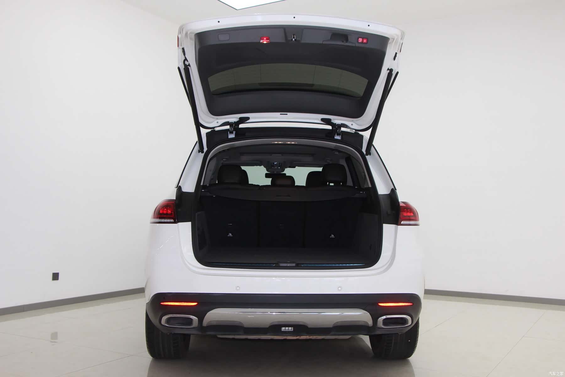 Mercedes-Benz GLE, 2020 13