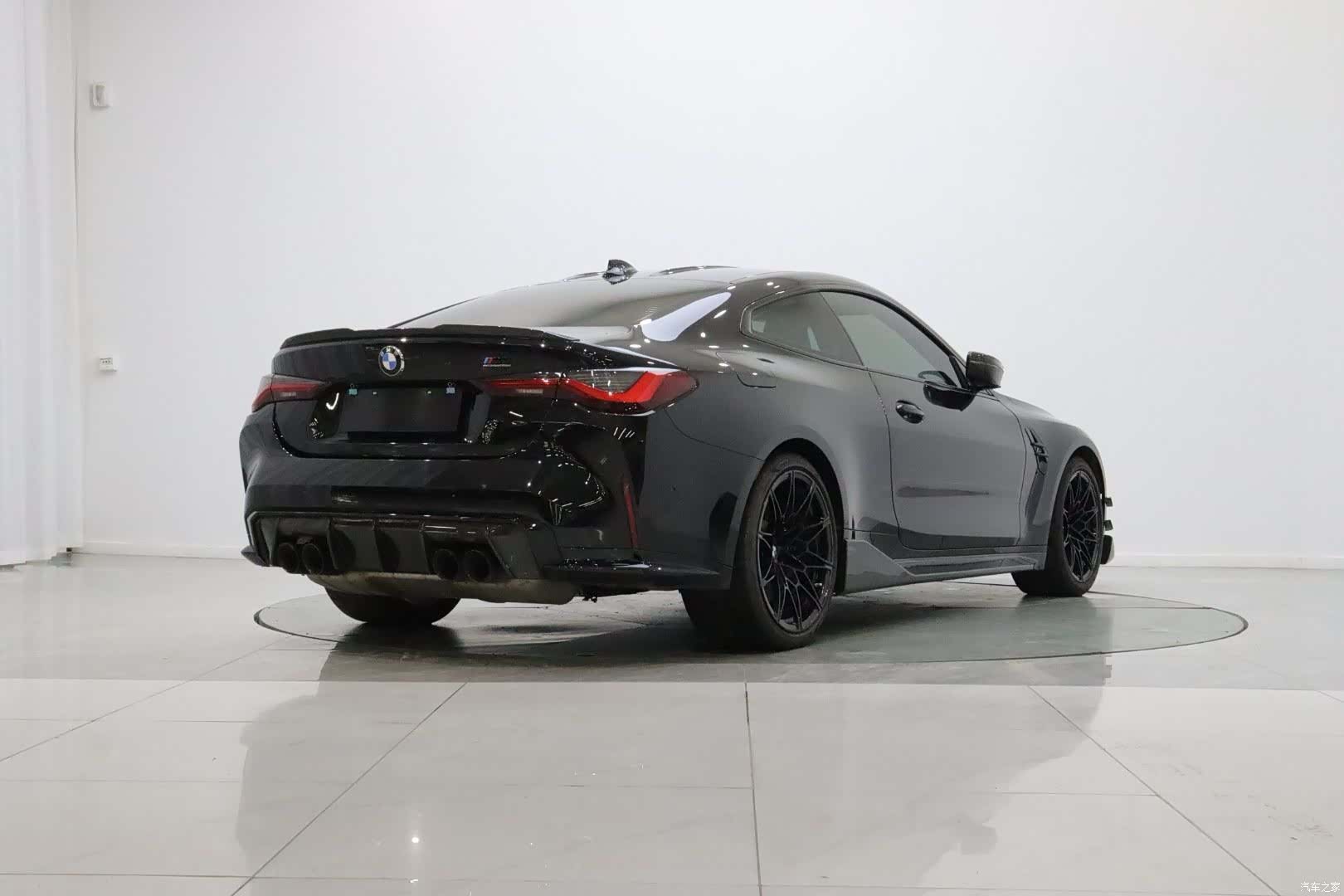 BMW M4, 2022 3