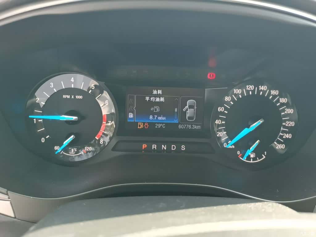 Ford Mondeo, 2018 12