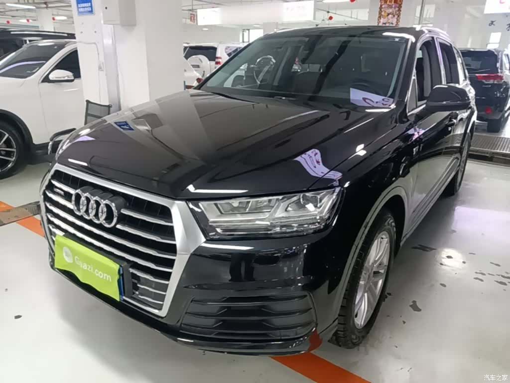Audi Q7, 2019 1