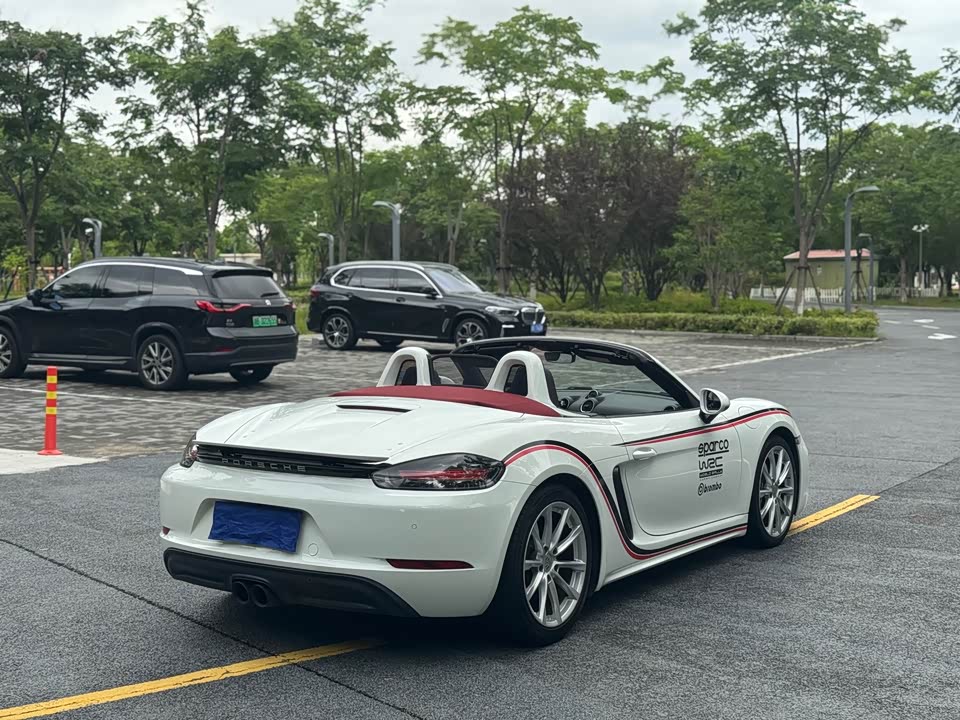 Porsche 718