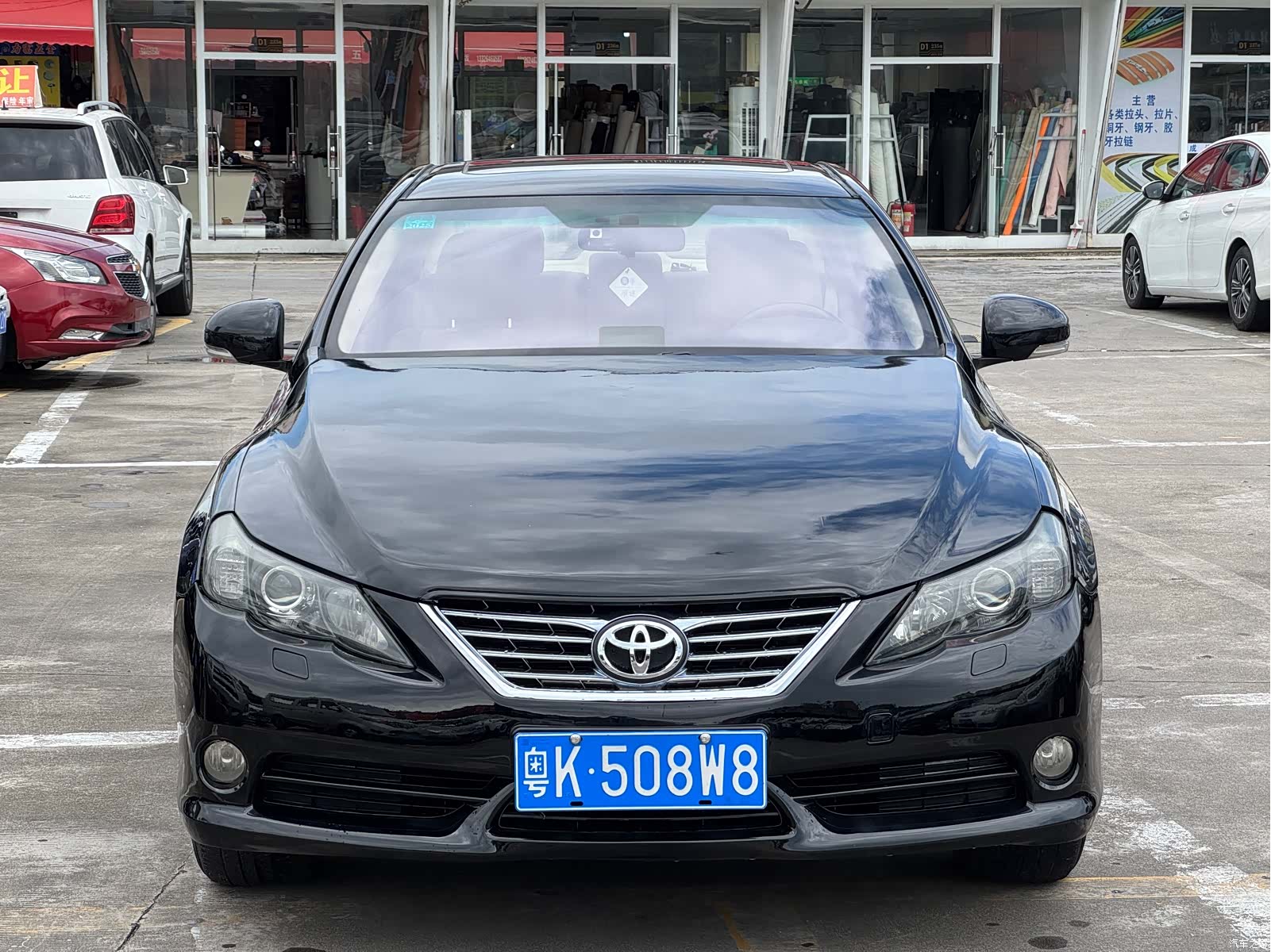 Toyota 2.5V, 2010 2