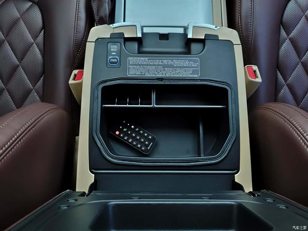 Toyota Land Cruiser, 2016 13