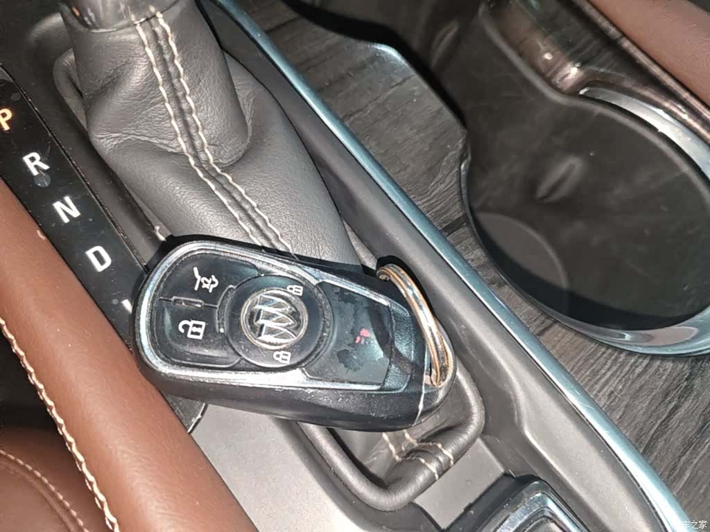 Buick Envision Plus, 2016 9