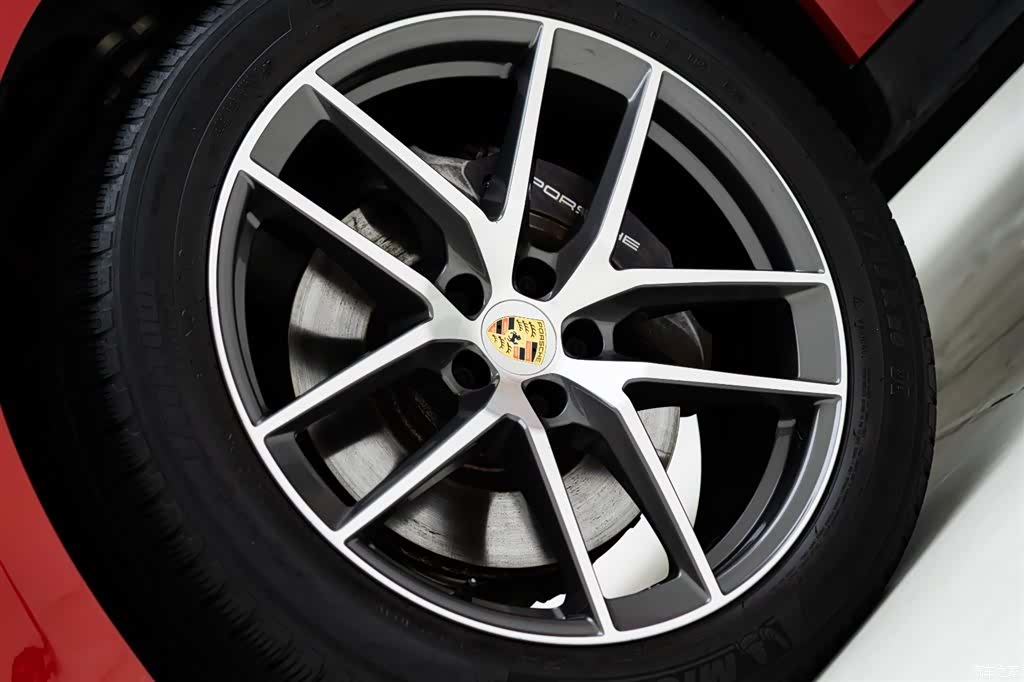 Porsche Macan, 2023 6