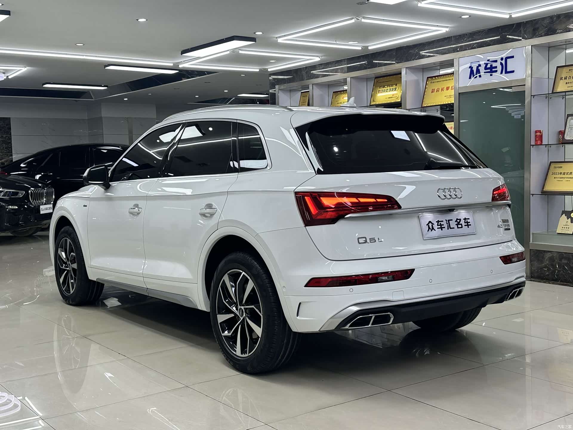 Audi Q5L, 2022 4