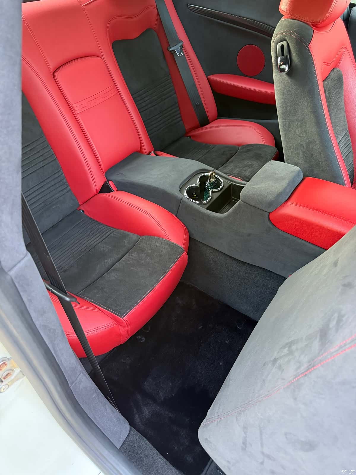 Maserati GranTurismo, 2011 15