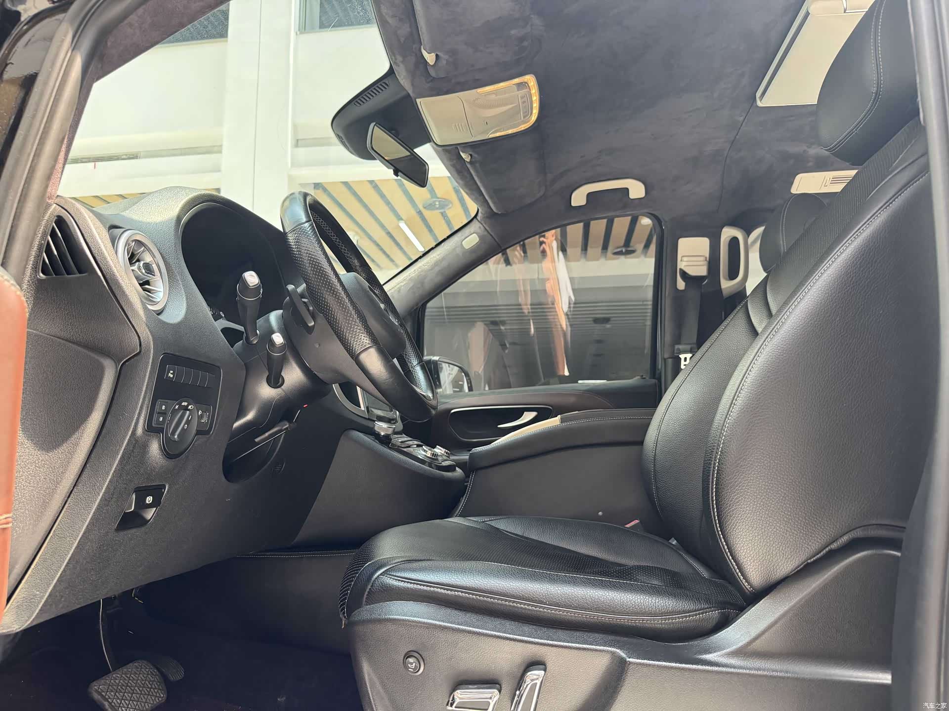 Mercedes-Benz 7, 2019 13