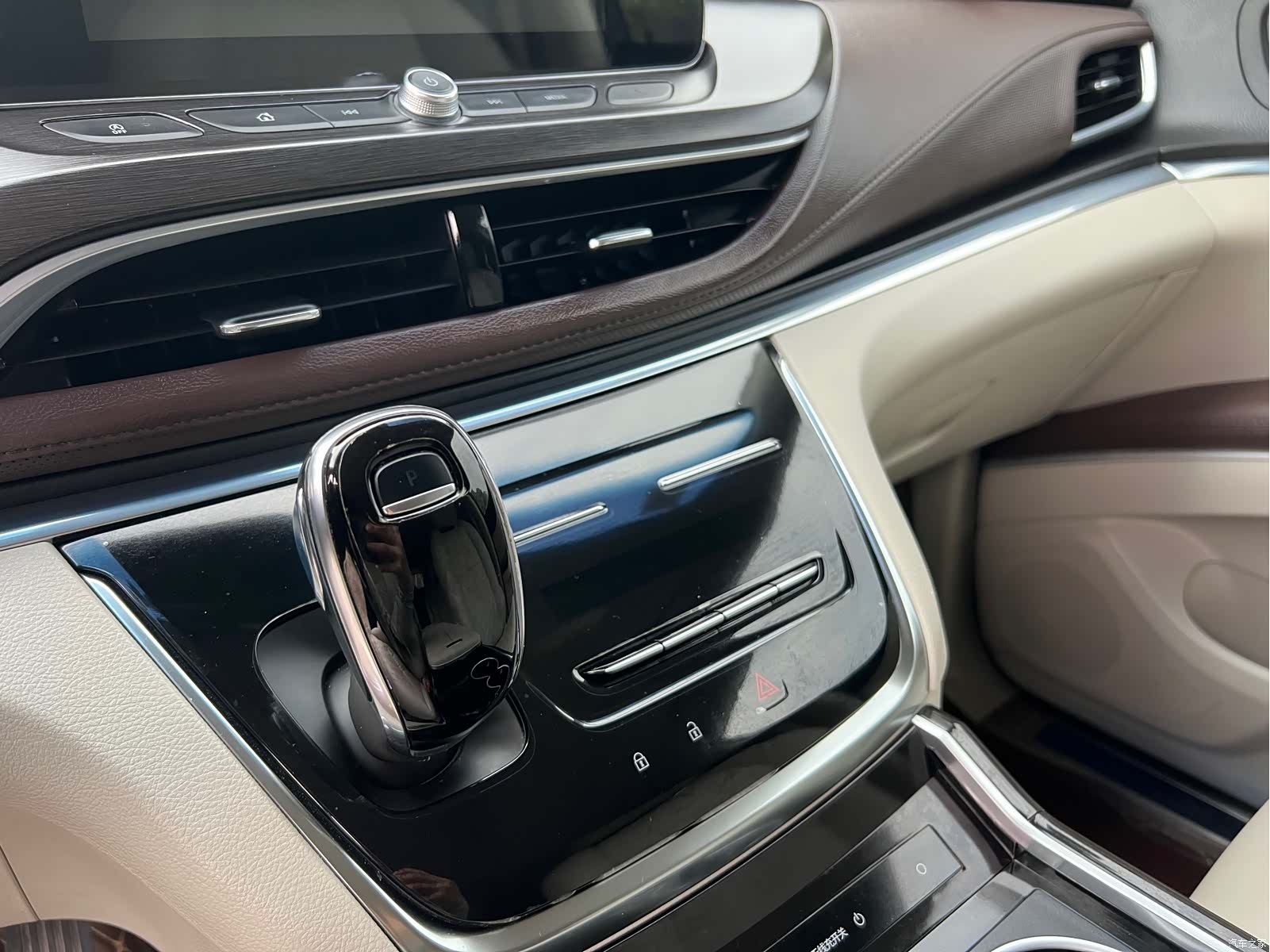 Buick GL8, 2022 15