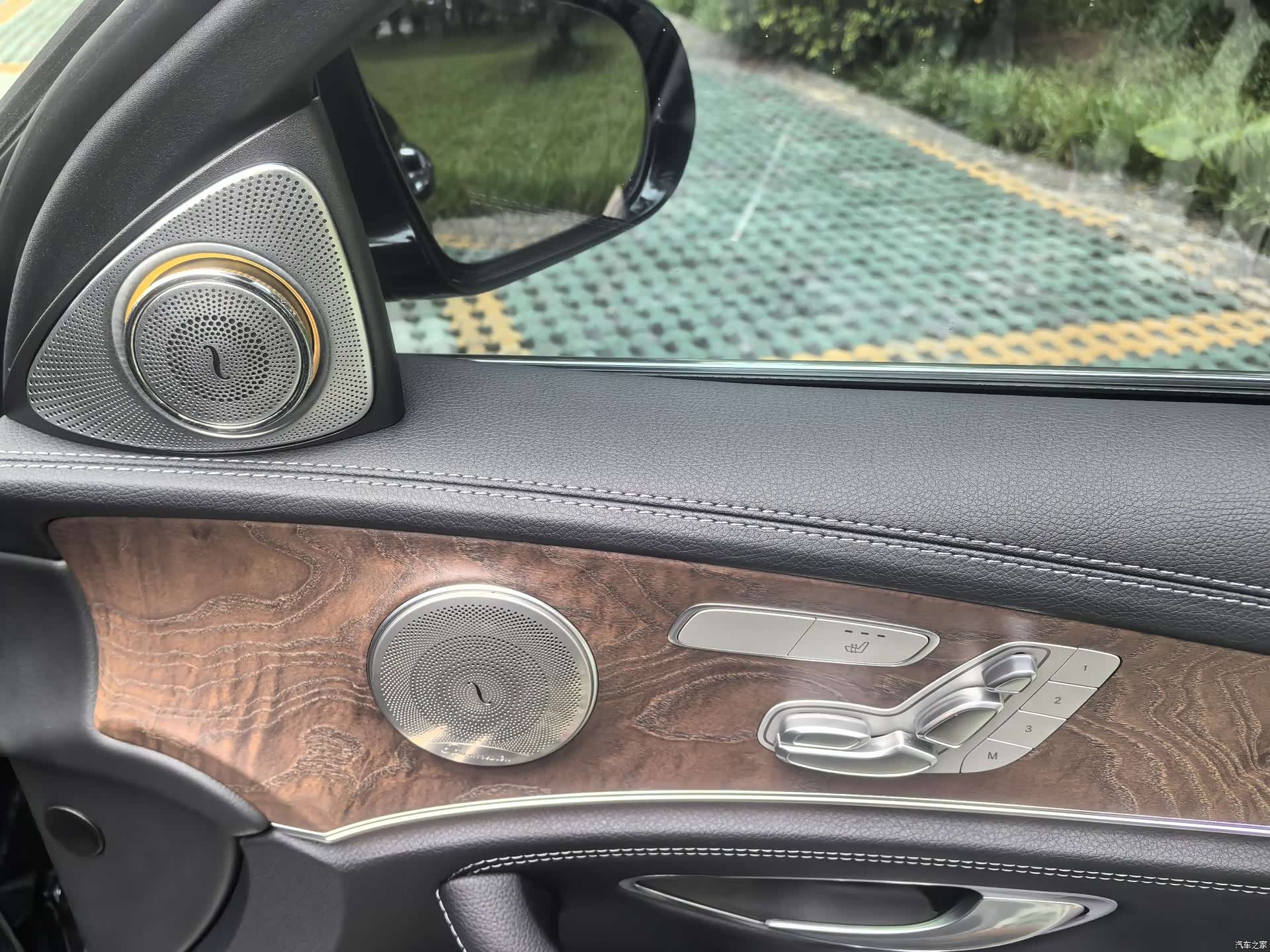 Mercedes-Benz E-Class, 2020 12
